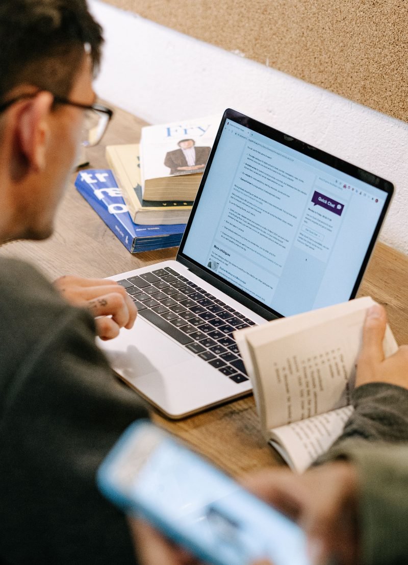 Traduction certifiée espagnol–français services à Sherbrooke, Québec
